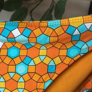 NWOT Y2K colourful geometric bikini bottom